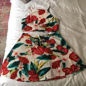 Show Me Your MuMu 2 piece set in Flamingo Flower